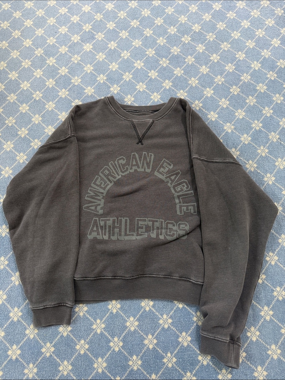 American Eagle Outfitters Black Vintage Wash Crewneck Sweatshirt